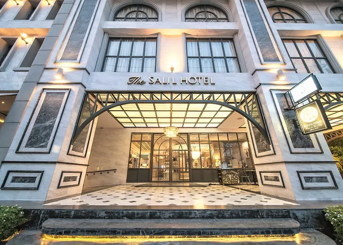 素坤逸57号萨利酒店 酒店 5*