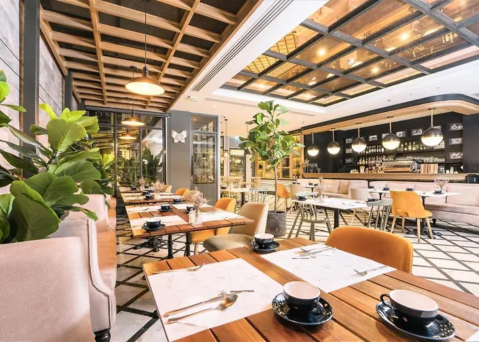 素坤逸57号萨利酒店 酒店 5*